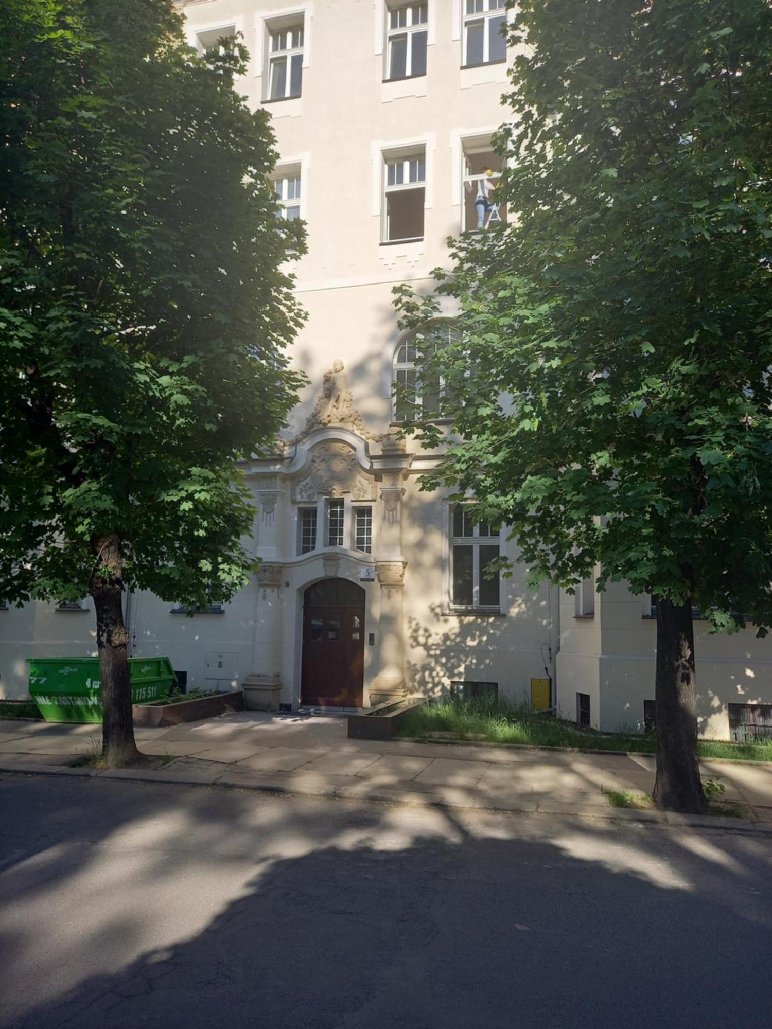 Apartament Love On 5 - Milosc Na 5 Legnica Exterior photo